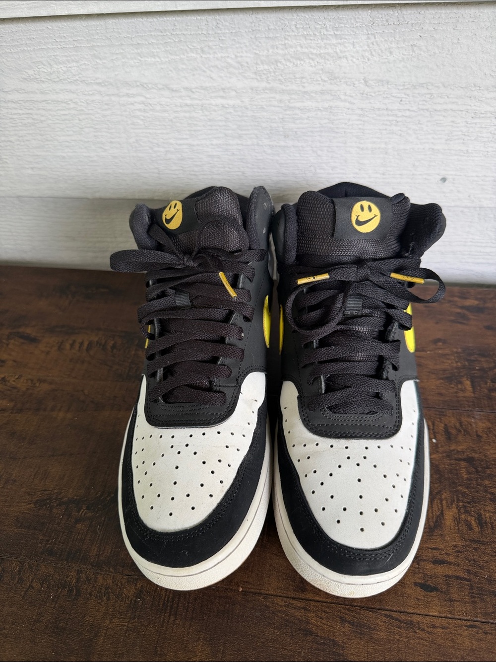 Nike Court Vision Mid Extra Smile High-Top Sneakers - Picture 2 of 7
